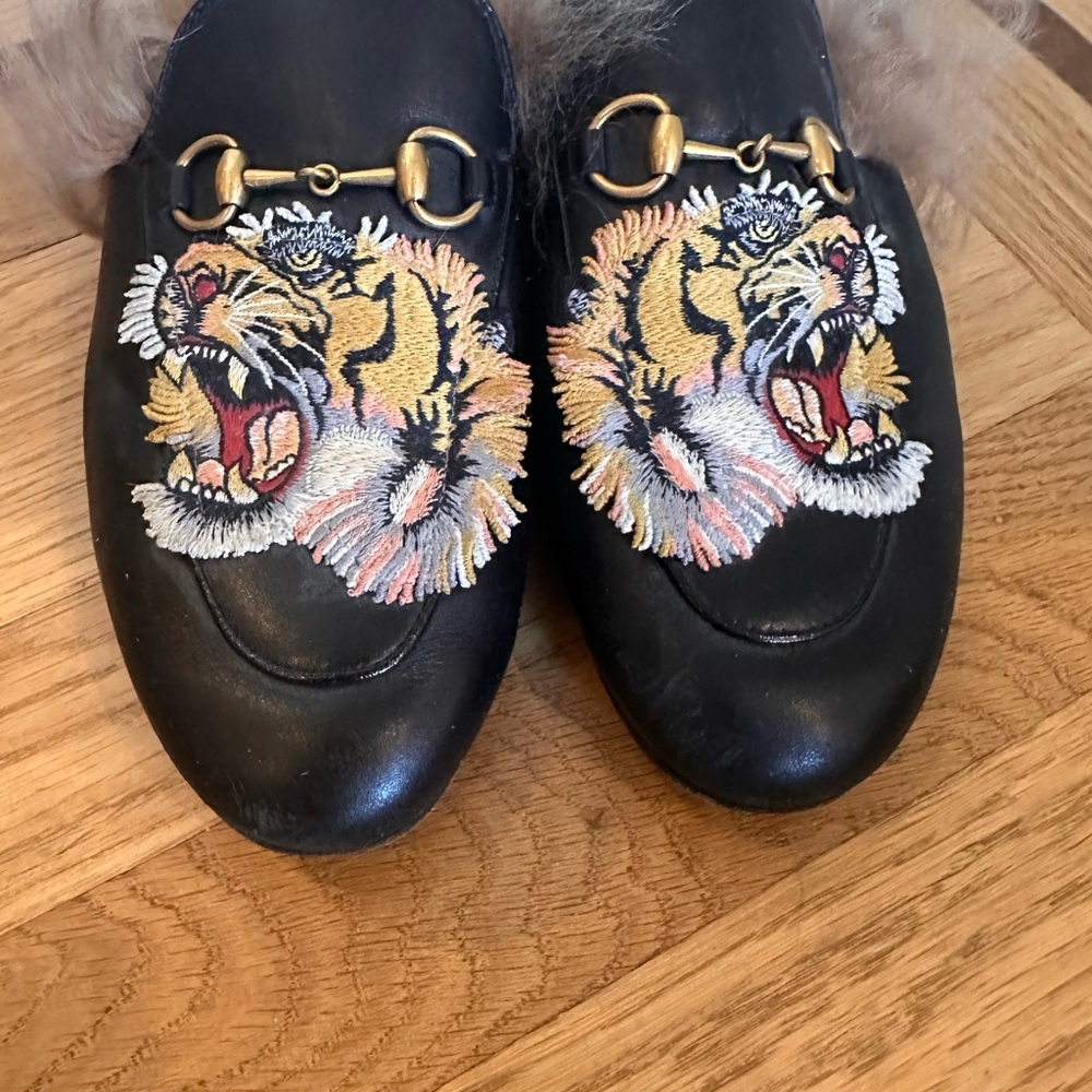 Gucci Princetown Tiger Fur Mule Slippers - Picture 2 of 10
